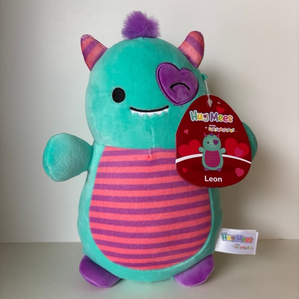 Leon squishmallow